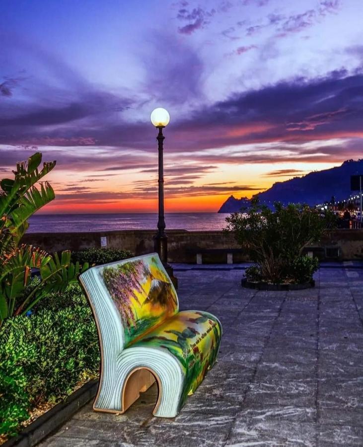 Villa Torrevarata Vacanze Santa Teresa Di Riva Exterior foto